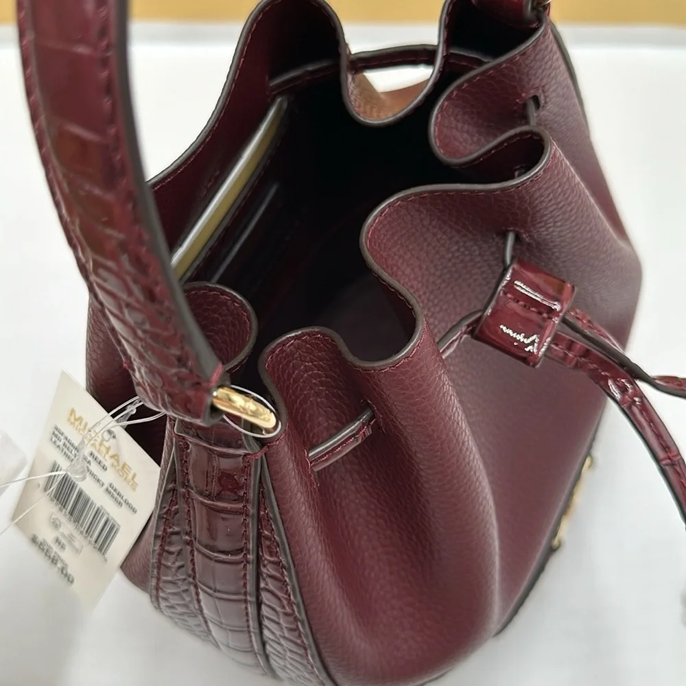 MICHAEL KORS  Reed Medium Pebbled Leather Bucket Bag Satchel Crossbody Oxblood